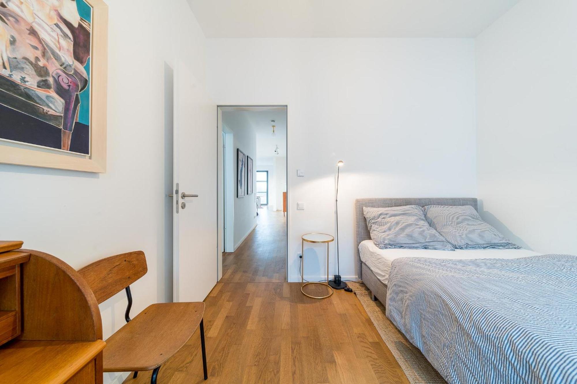Apartment 2 Bedroom Mauerpark-apartment, Mitte View Calendar